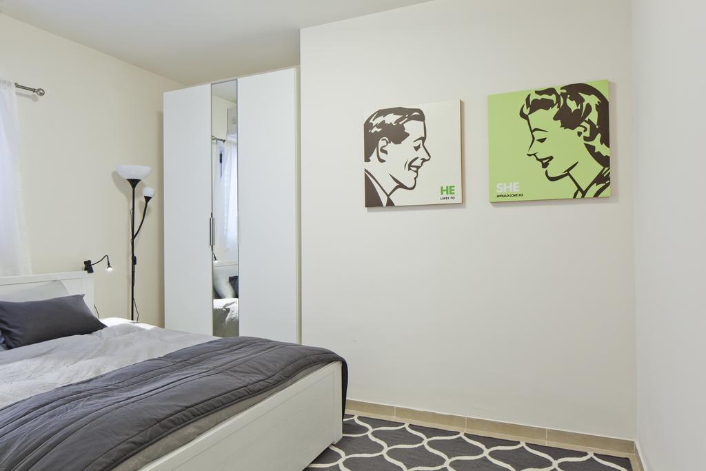 Tlv Suites By The Sea - 2 Rooms Tel-Aviv Extérieur photo