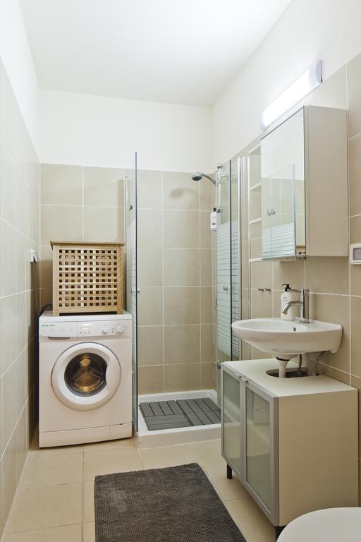 Tlv Suites By The Sea - 2 Rooms Tel-Aviv Extérieur photo